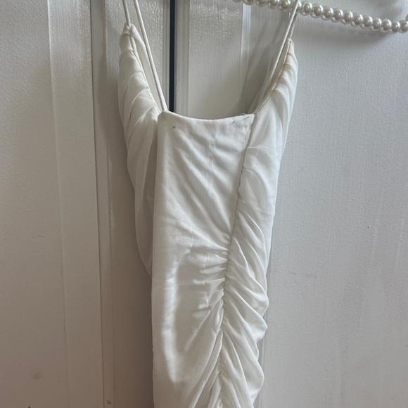 Windsor Classic White Dress - Picture 6 of 6